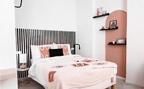 Hygge Apt - Ferrara Centro